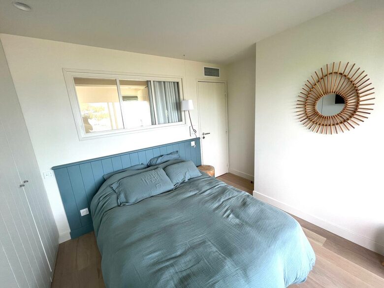 A Sophisticated Beachfront Residence in Le Moulleau - Arcachon, France