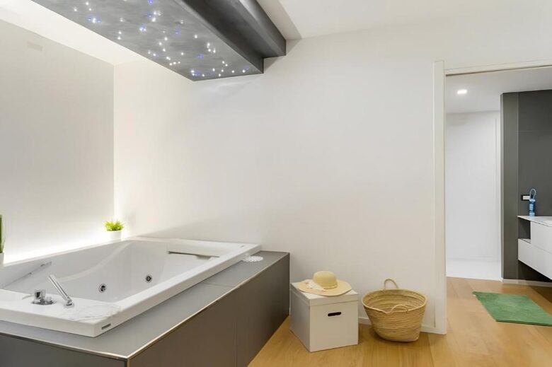 Sicilian Vista | Elegant Villa with Pool & Sea Views - Termini Imerese , Italy