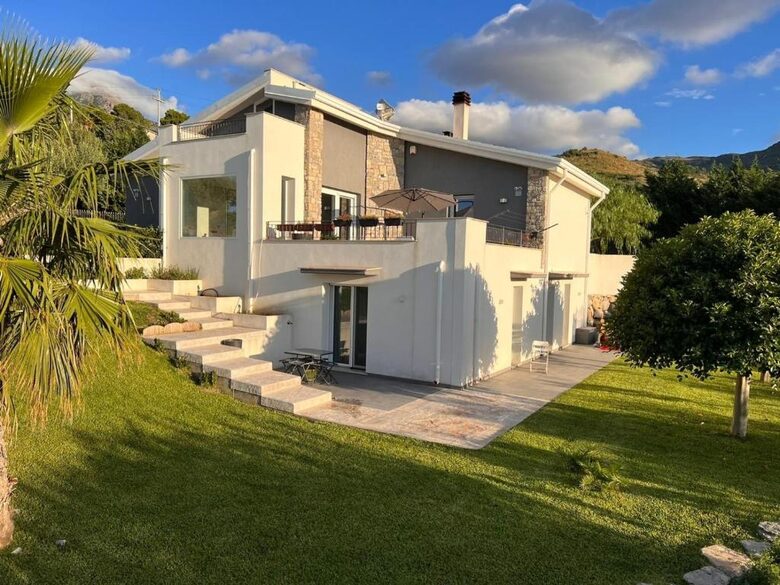 Sicilian Vista | Elegant Villa with Pool & Sea Views - Termini Imerese , Italy