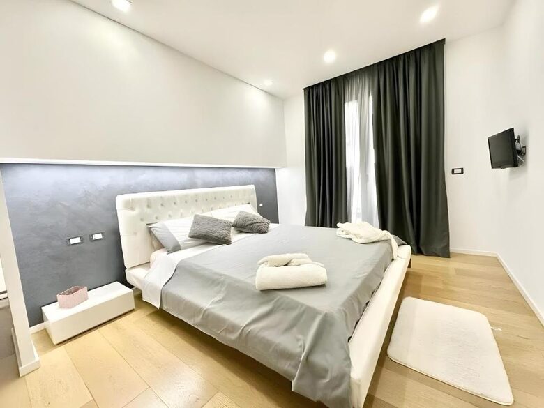 Sicilian Vista | Elegant Villa with Pool & Sea Views - Termini Imerese , Italy