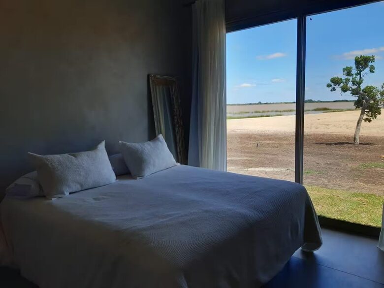 Riverside Serenity at a Country Club Estate - Carmelo, Uruguay