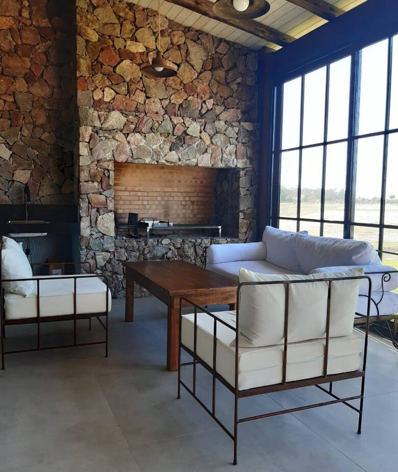 Riverside Serenity at a Country Club Estate - Carmelo, Uruguay