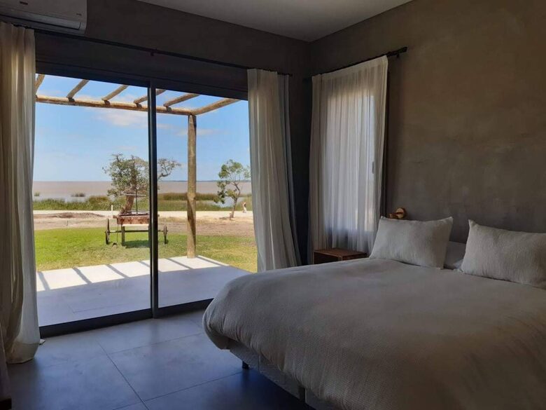 Riverside Serenity at a Country Club Estate - Carmelo, Uruguay