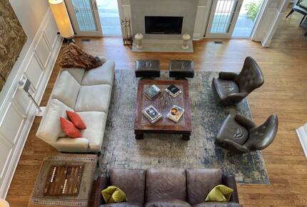 Grand East Hampton Estate Bordering Nature Reserve - East Hampton, New York