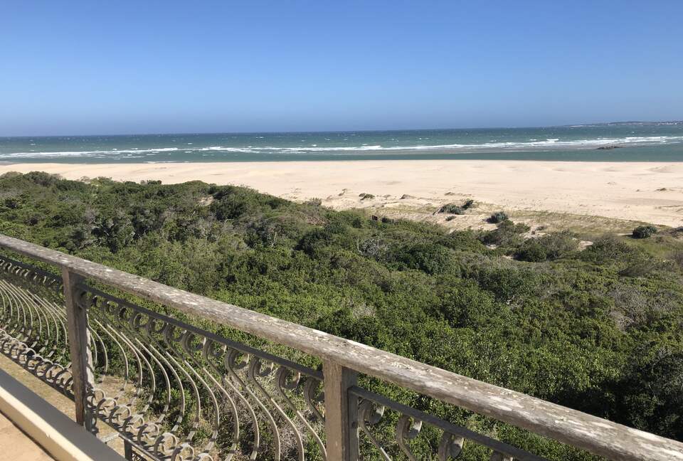 Sophisticated St. Francis Bay Living with Direct Waterfront Access - St Francis Bay, South Africa