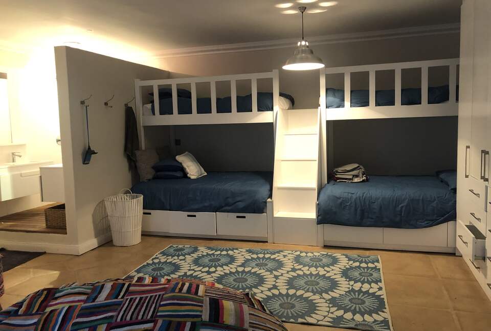 Sophisticated St. Francis Bay Living with Direct Waterfront Access - St Francis Bay, South Africa