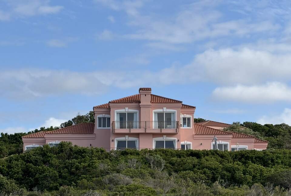 Sophisticated St. Francis Bay Living with Direct Waterfront Access - St Francis Bay, South Africa