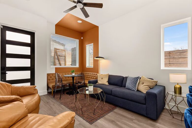 Modern Austin Home Near Downtown - Austin, Texas