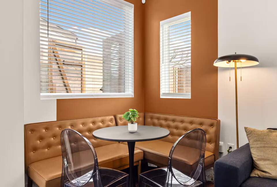 Modern Austin Home Near Downtown - Austin, Texas