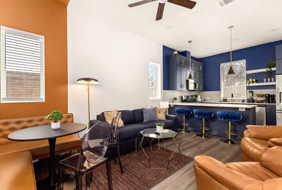 Modern Austin Home Near Downtown - Austin, Texas