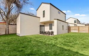 Modern Austin Home Near Downtown - Austin, Texas