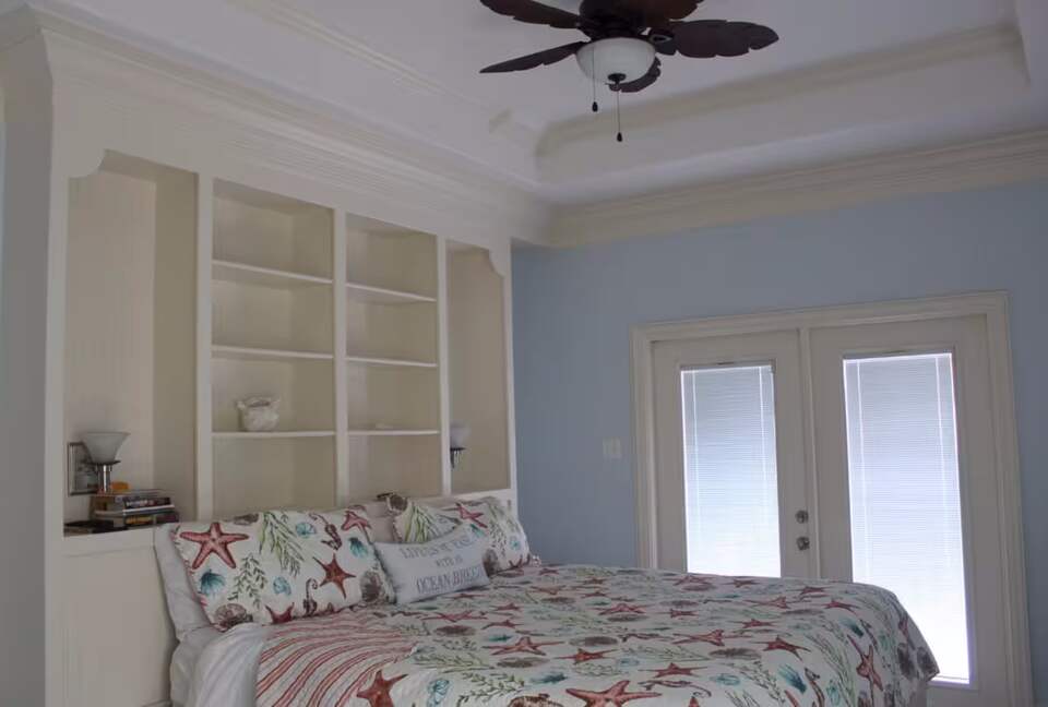 Crystal Beach Retreat with Private Heated Pool - Crystal Beach, Texas