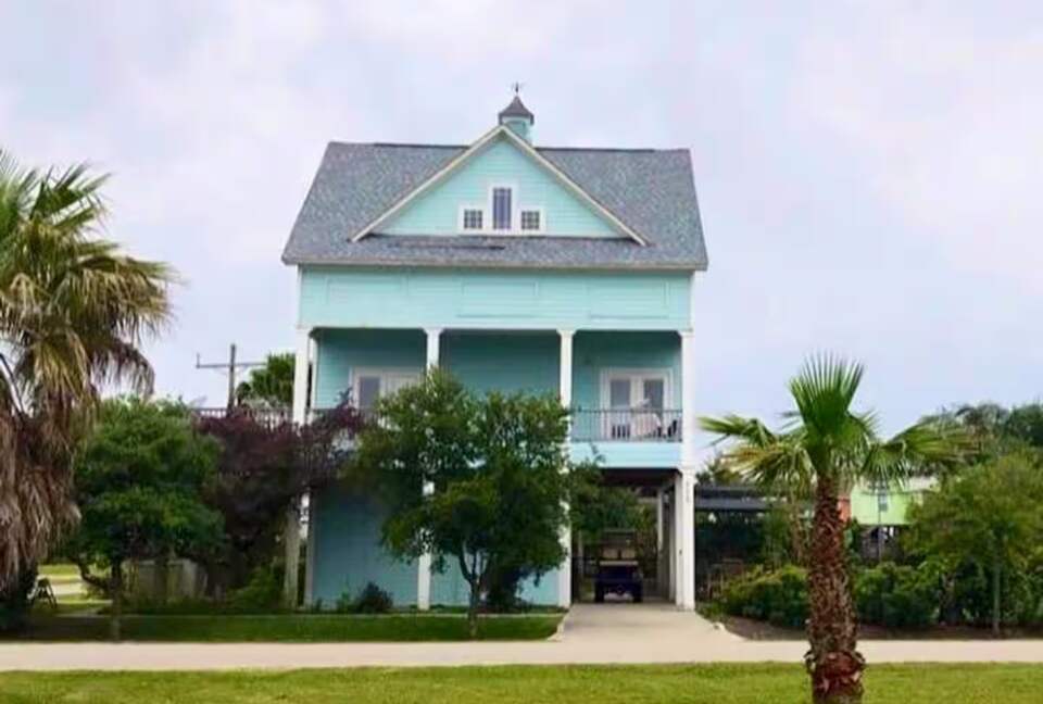 Crystal Beach Retreat with Private Heated Pool - Crystal Beach, Texas