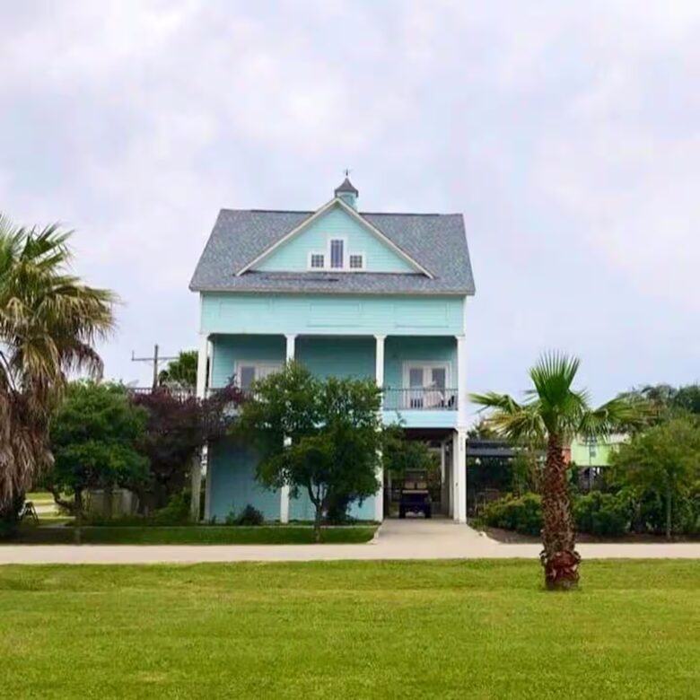 Crystal Beach Retreat with Private Heated Pool - Crystal Beach, Texas