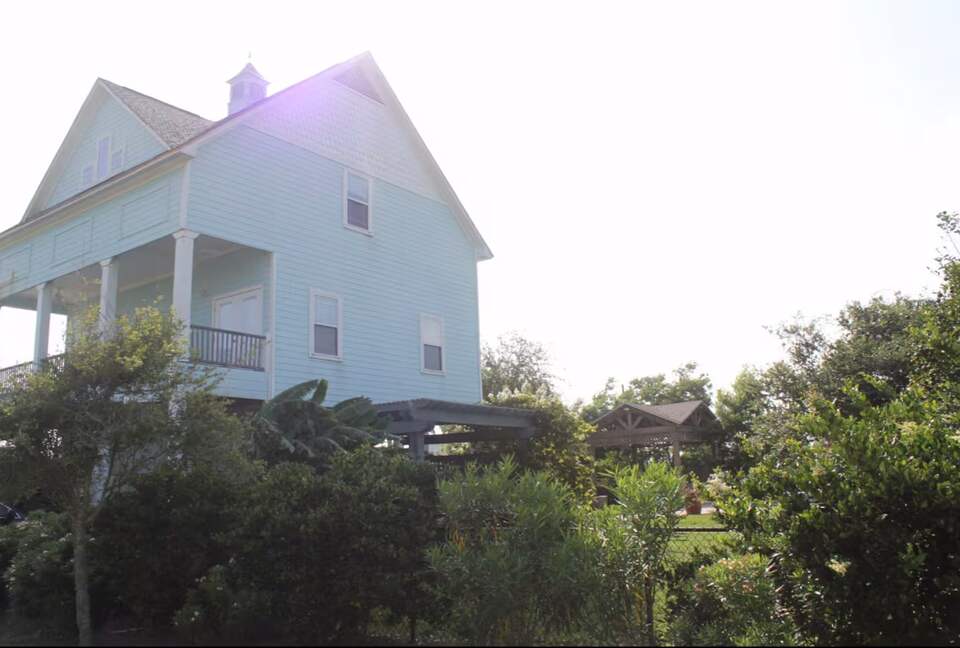 Crystal Beach Retreat with Private Heated Pool - Crystal Beach, Texas