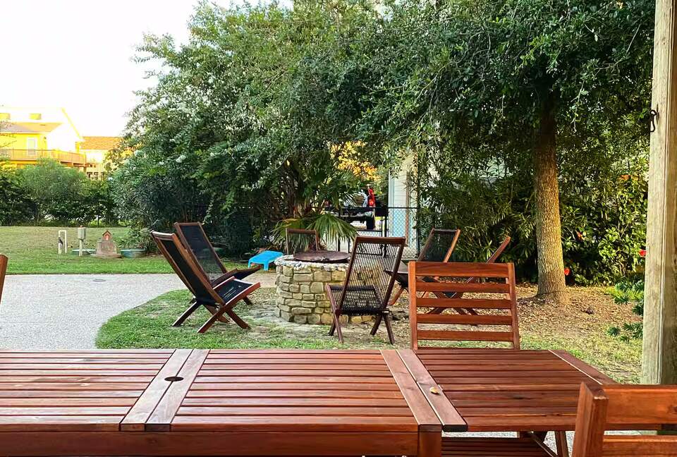 Crystal Beach Retreat with Private Heated Pool - Crystal Beach, Texas