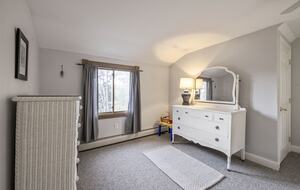 Walkable Charm Near Ogunquit Beach - Ogunquit, Maine