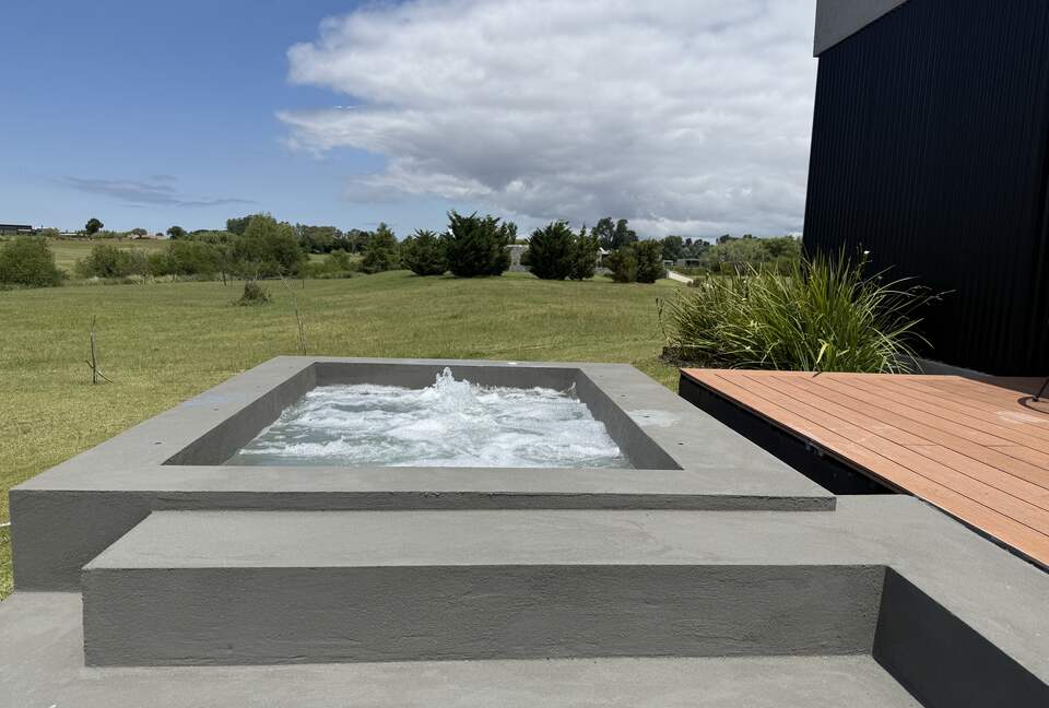 Modern Waterfront Lake House | Carmelo Golf - Carmelo, Uruguay