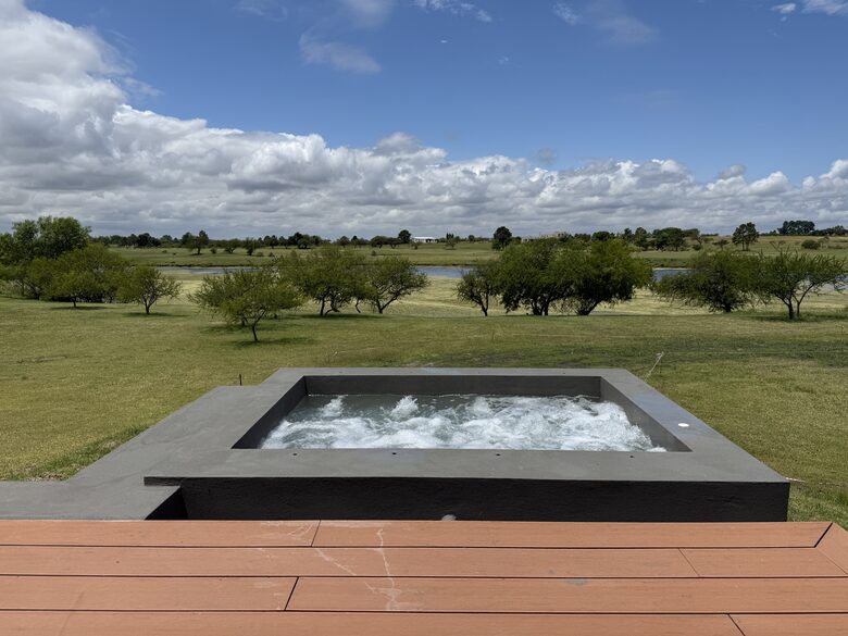 Modern Waterfront Lake House | Carmelo Golf - Carmelo, Uruguay