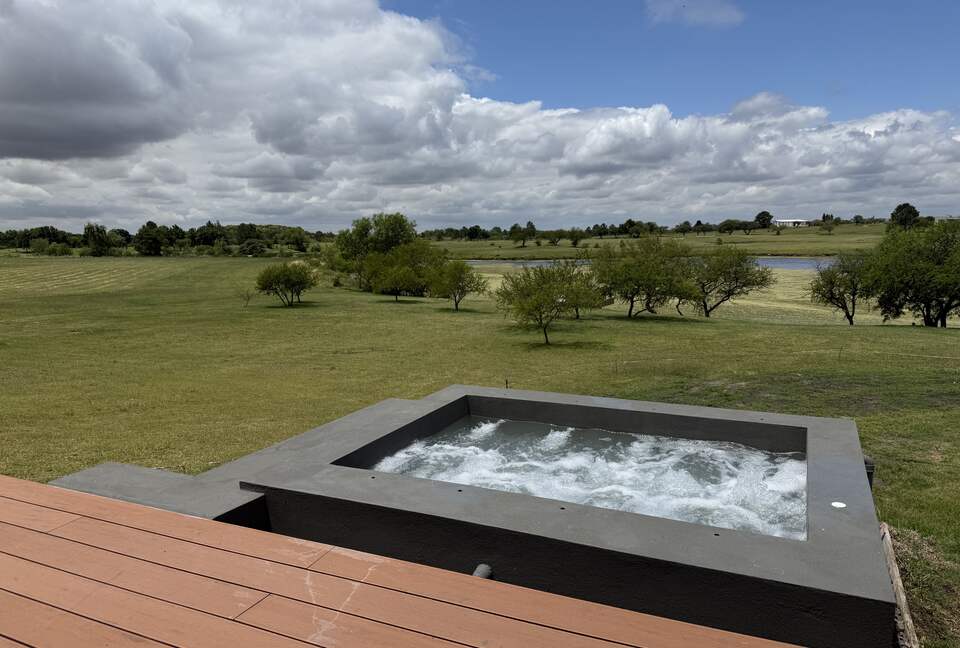 Modern Waterfront Lake House | Carmelo Golf - Carmelo, Uruguay