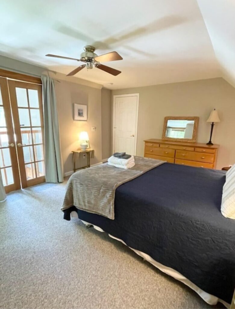 Walkable Charm Near Ogunquit Beach - Ogunquit, Maine