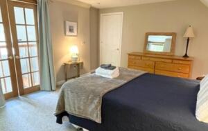 Walkable Charm Near Ogunquit Beach - Ogunquit, Maine