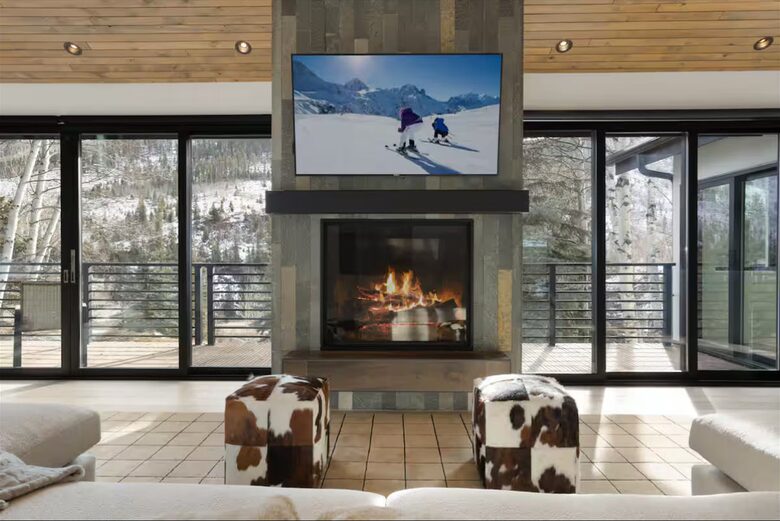 Mountain-View Lodge near Vail Village - Vail, Colorado