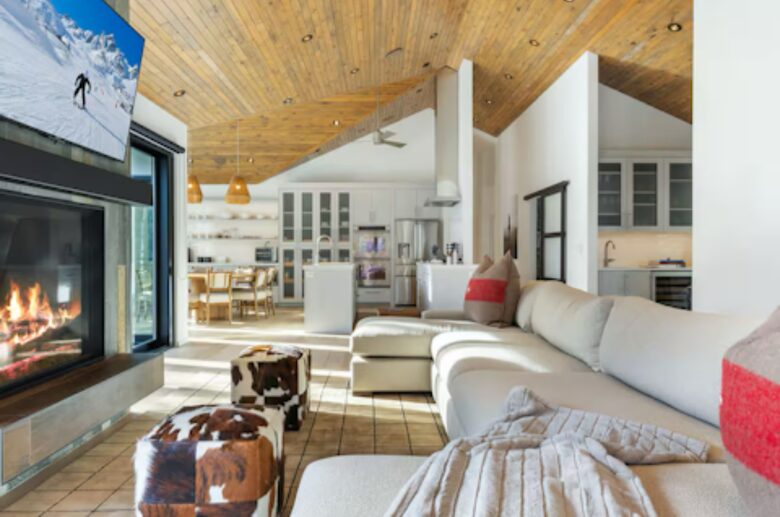 Mountain-View Lodge near Vail Village - Vail, Colorado