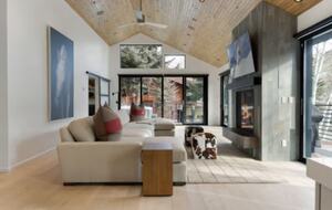 Mountain-View Lodge near Vail Village - Vail, Colorado