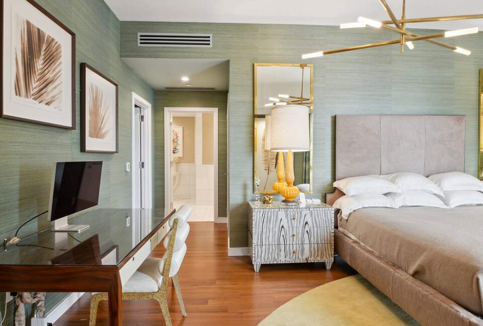 Skyline Serenity at Four Seasons New Orleans - New Orleans, Louisiana