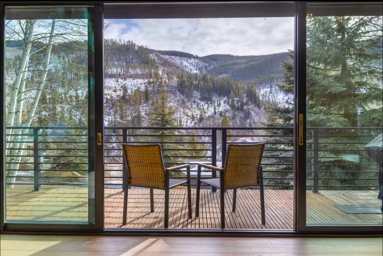 Mountain-View Lodge near Vail Village - Vail, Colorado