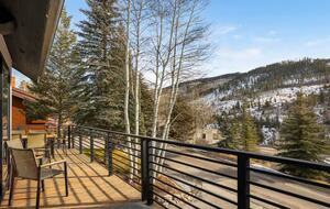 Mountain-View Lodge near Vail Village - Vail, Colorado