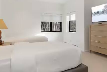 Mountain-View Lodge near Vail Village - Vail, Colorado