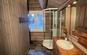 Kvitfjell, Authentic Scandinavian Log Cabin with Ski-Out Access - Fåvang, Norway