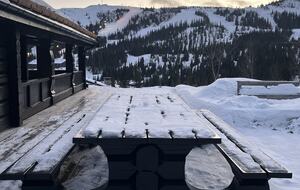 Kvitfjell, Authentic Scandinavian Log Cabin with Ski-Out Access - Fåvang, Norway