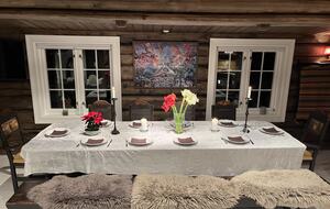 Kvitfjell, Authentic Scandinavian Log Cabin with Ski-Out Access - Fåvang, Norway