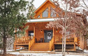 A Secluded Hocking Hills Cabin Retreat - McArthur, Ohio