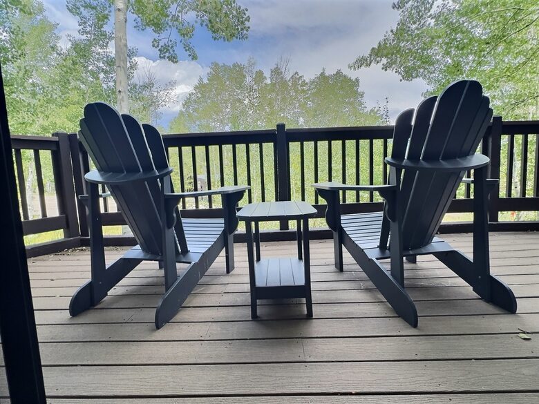 Well-Appointed Townhome Overlooking Dillon Reservoir - Silverthorne, Colorado