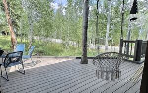 Well-Appointed Townhome Overlooking Dillon Reservoir - Silverthorne, Colorado