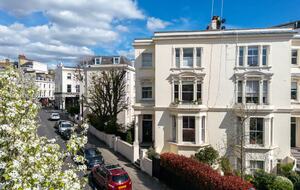 A Tranquil  Apartment in Little Venice - London, United Kingdom