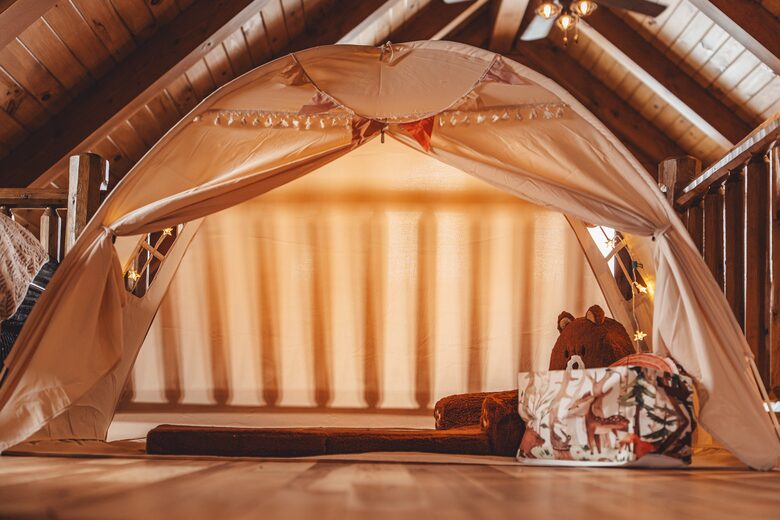 A Secluded Hocking Hills Cabin Retreat - McArthur, Ohio