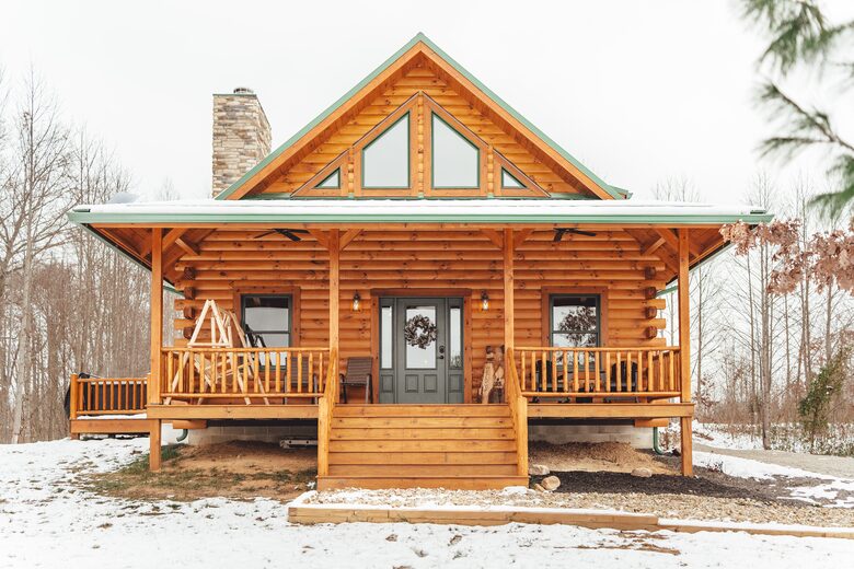 A Secluded Hocking Hills Cabin Retreat - McArthur, Ohio
