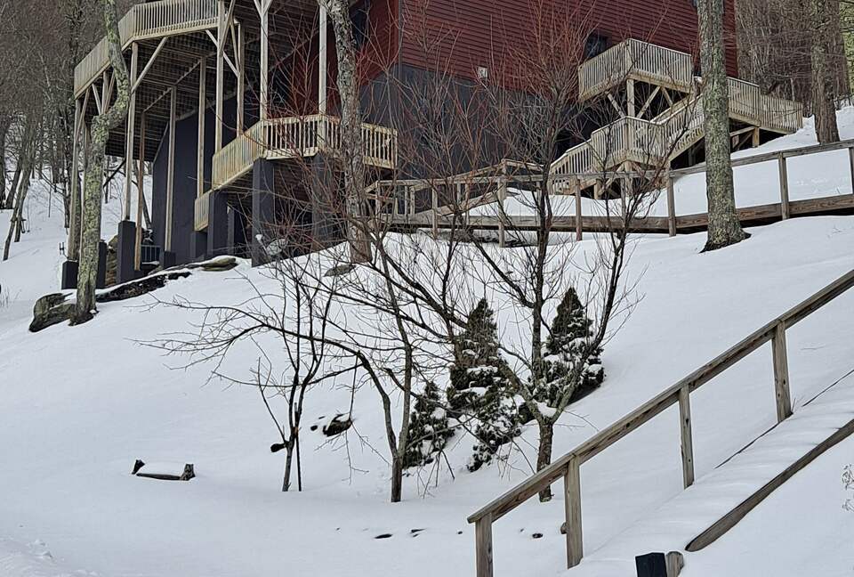 Front of house - snow