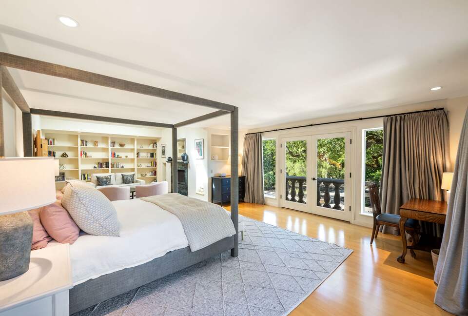 Luxury Wine Country Retreat Surrounded by Oaks & Open Skies - Sonoma, California