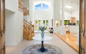 Luxury Wine Country Retreat Surrounded by Oaks & Open Skies - Sonoma, California