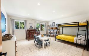 Luxury Wine Country Retreat Surrounded by Oaks & Open Skies - Sonoma, California