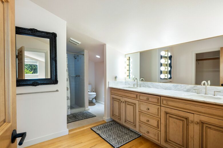 Luxury Wine Country Retreat Surrounded by Oaks & Open Skies - Sonoma, California