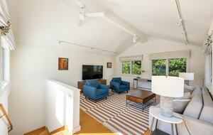 Luxury Wine Country Retreat Surrounded by Oaks & Open Skies - Sonoma, California