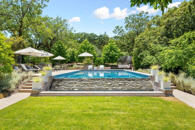 Luxury Wine Country Retreat Surrounded by Oaks & Open Skies - Sonoma, California