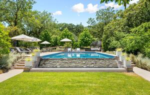 Luxury Wine Country Retreat Surrounded by Oaks & Open Skies - Sonoma, California